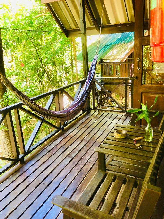 Bambu Huts Hotel Baan Tai Luaran gambar